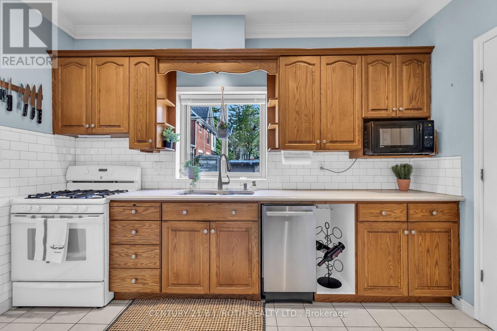 32 Samuel Street, Kitchener, Ontario  N2H 1P1 - Photo 8 - X13157680