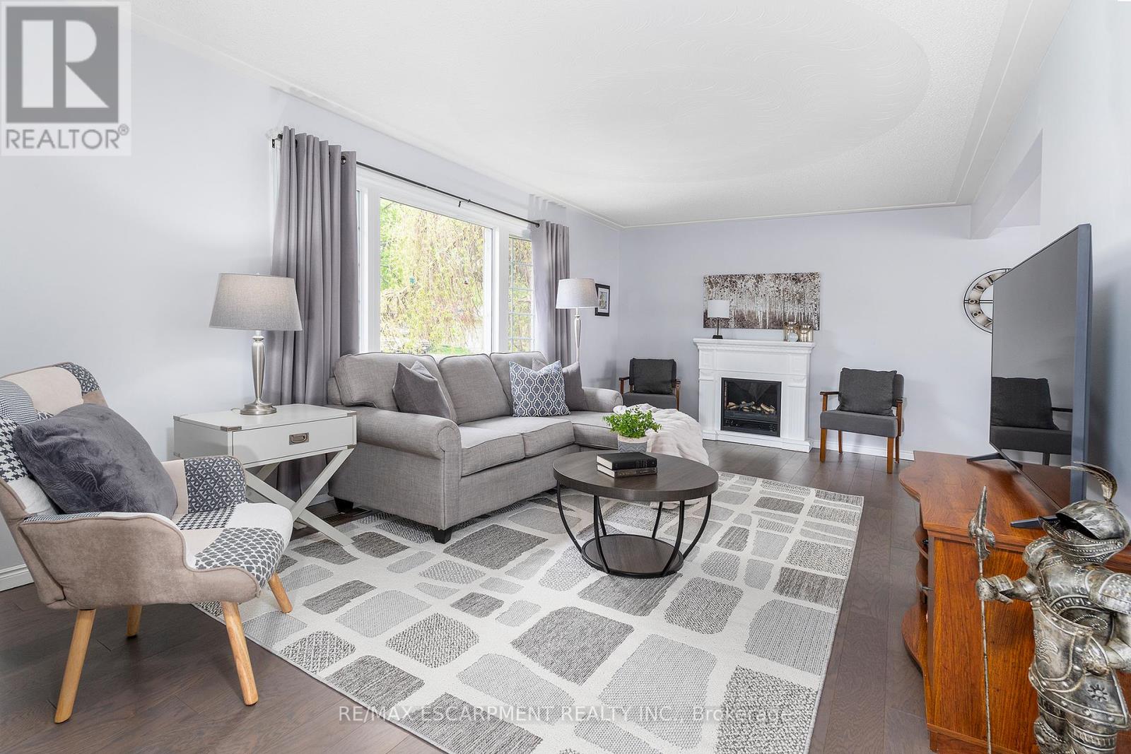 31 Blackfriar Lane, Brantford, Ontario  N3R 7M2 - Photo 5 - X13157846