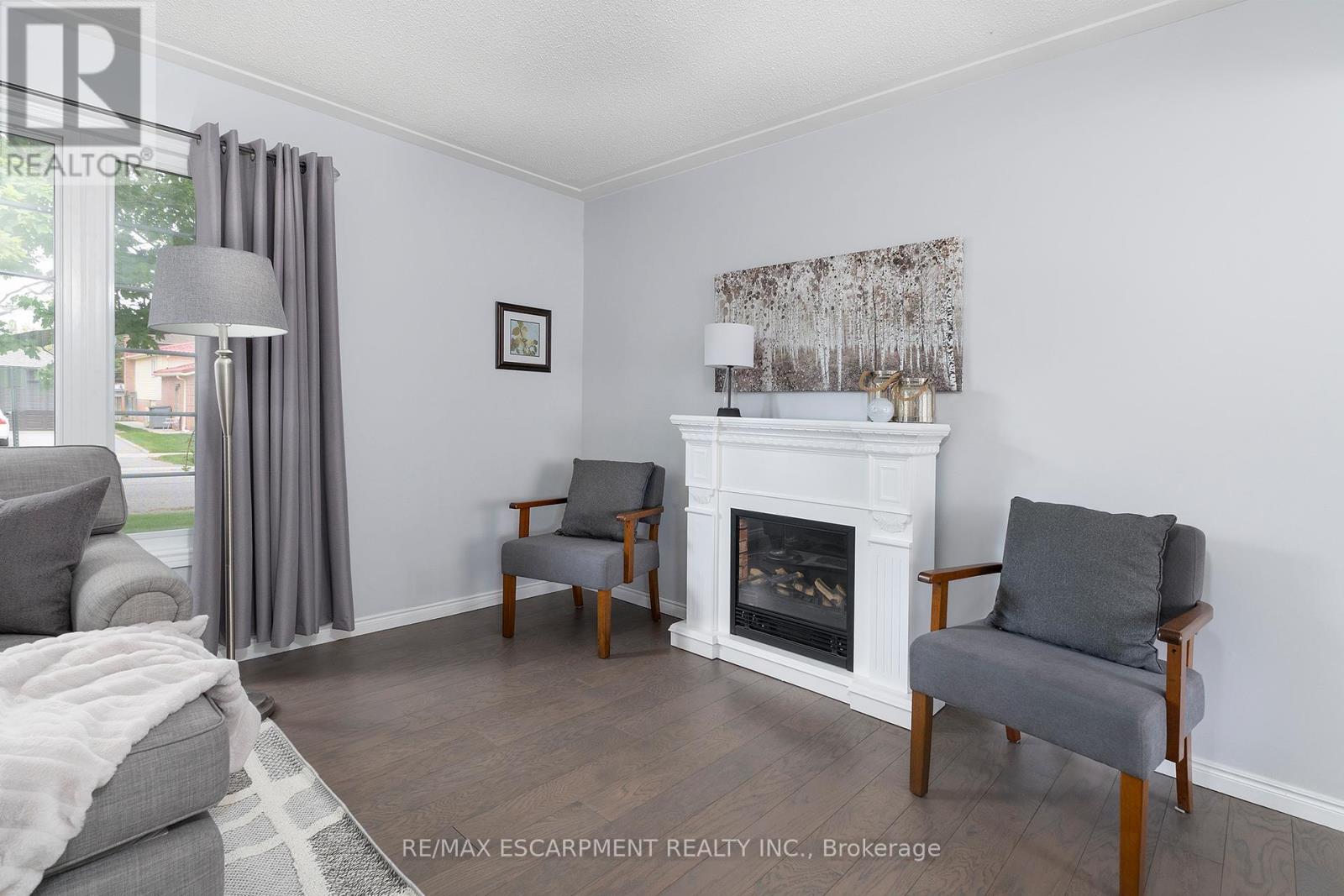 31 Blackfriar Lane, Brantford, Ontario  N3R 7M2 - Photo 7 - X13157846