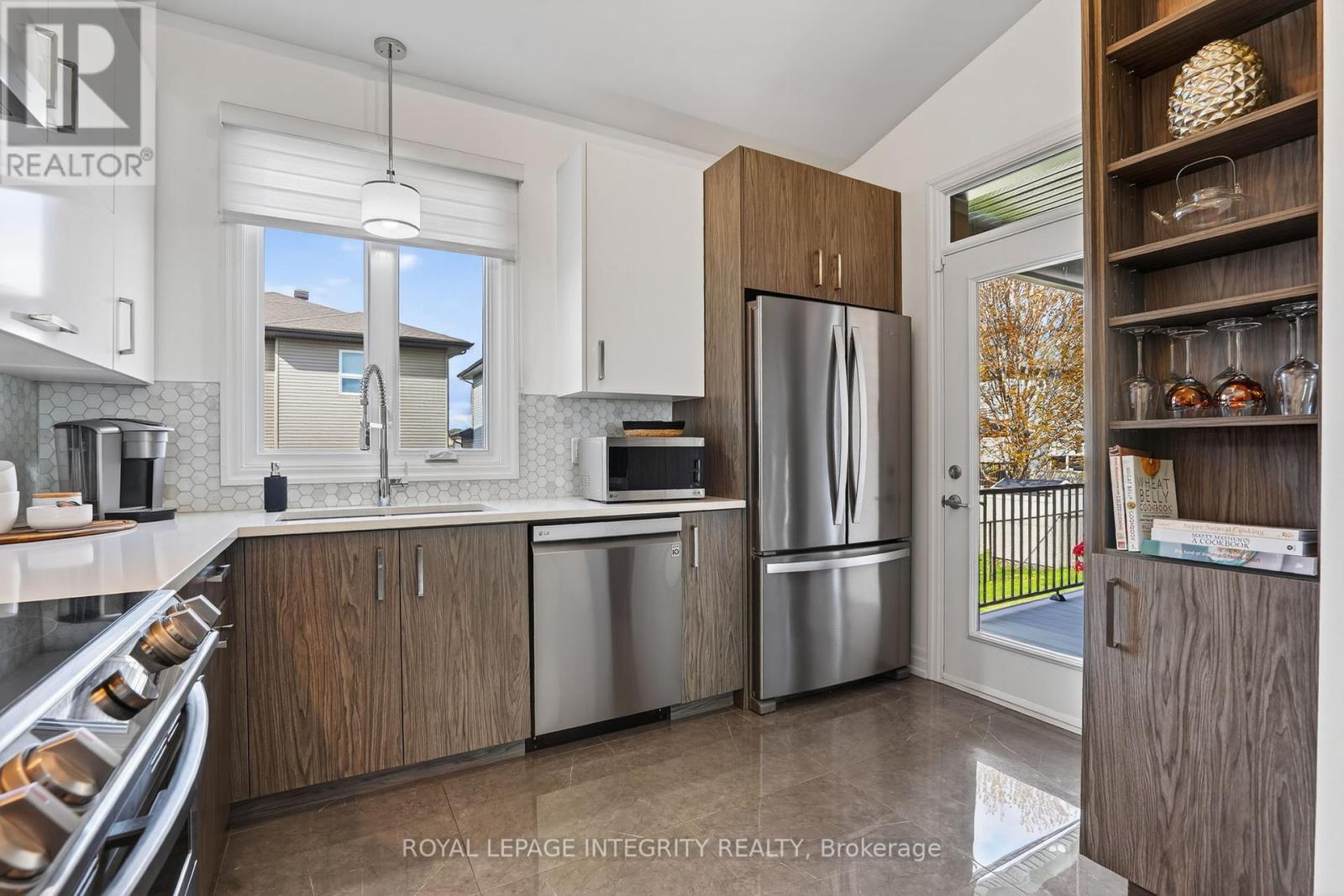 53 Solara Private, Clarence-Rockland, Ontario K4K 0K9 - Photo 9 - X13158012