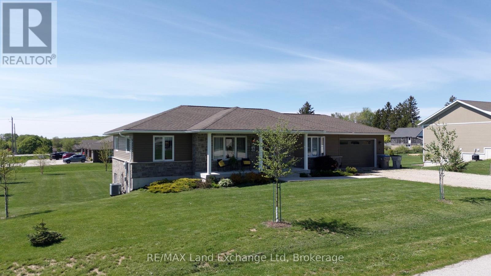 42 John Street, Morris Turnberry, Ontario  N0G 1E0 - Photo 1 - X12978856