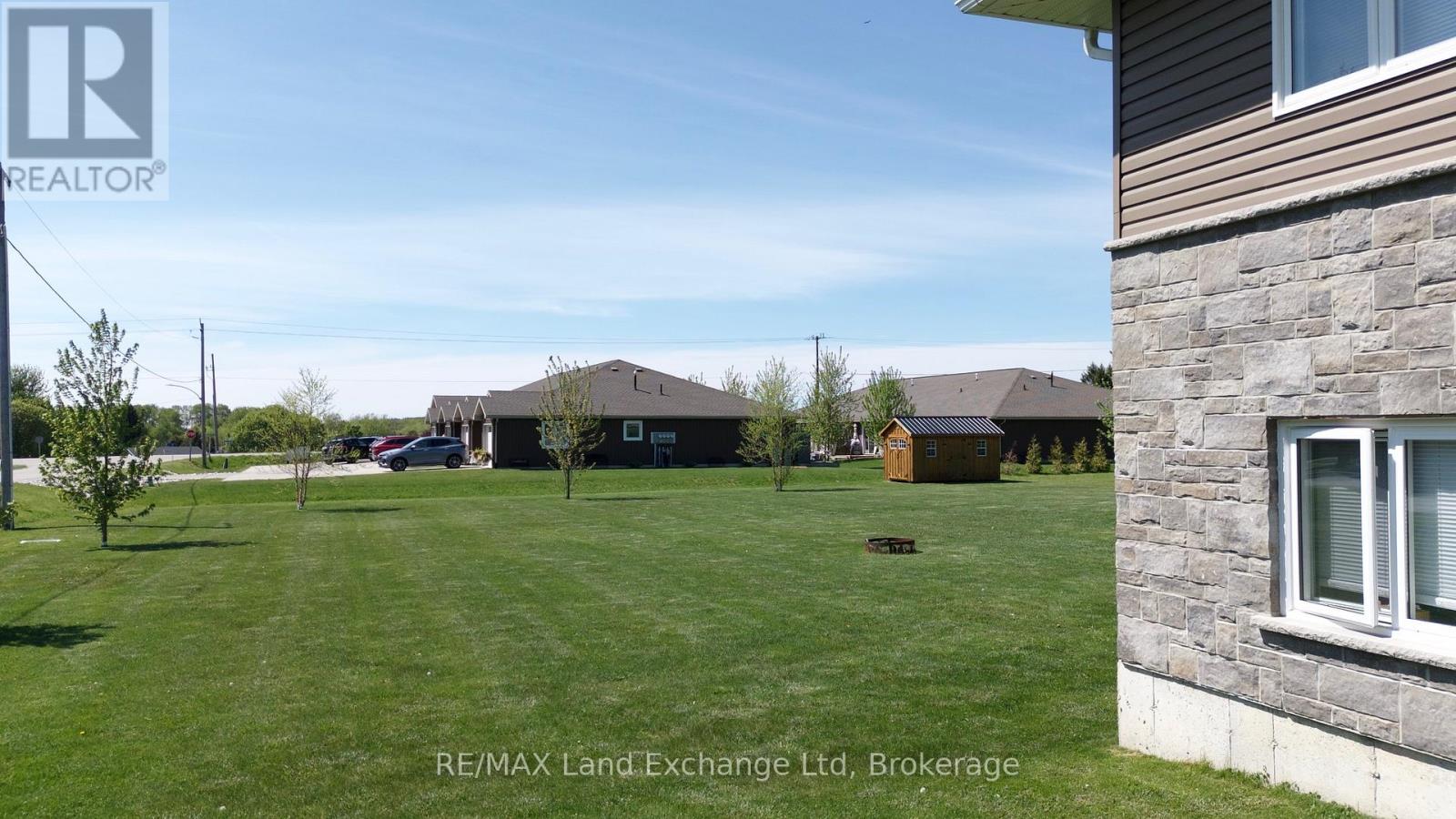 42 John Street, Morris Turnberry, Ontario  N0G 1E0 - Photo 37 - X12978856