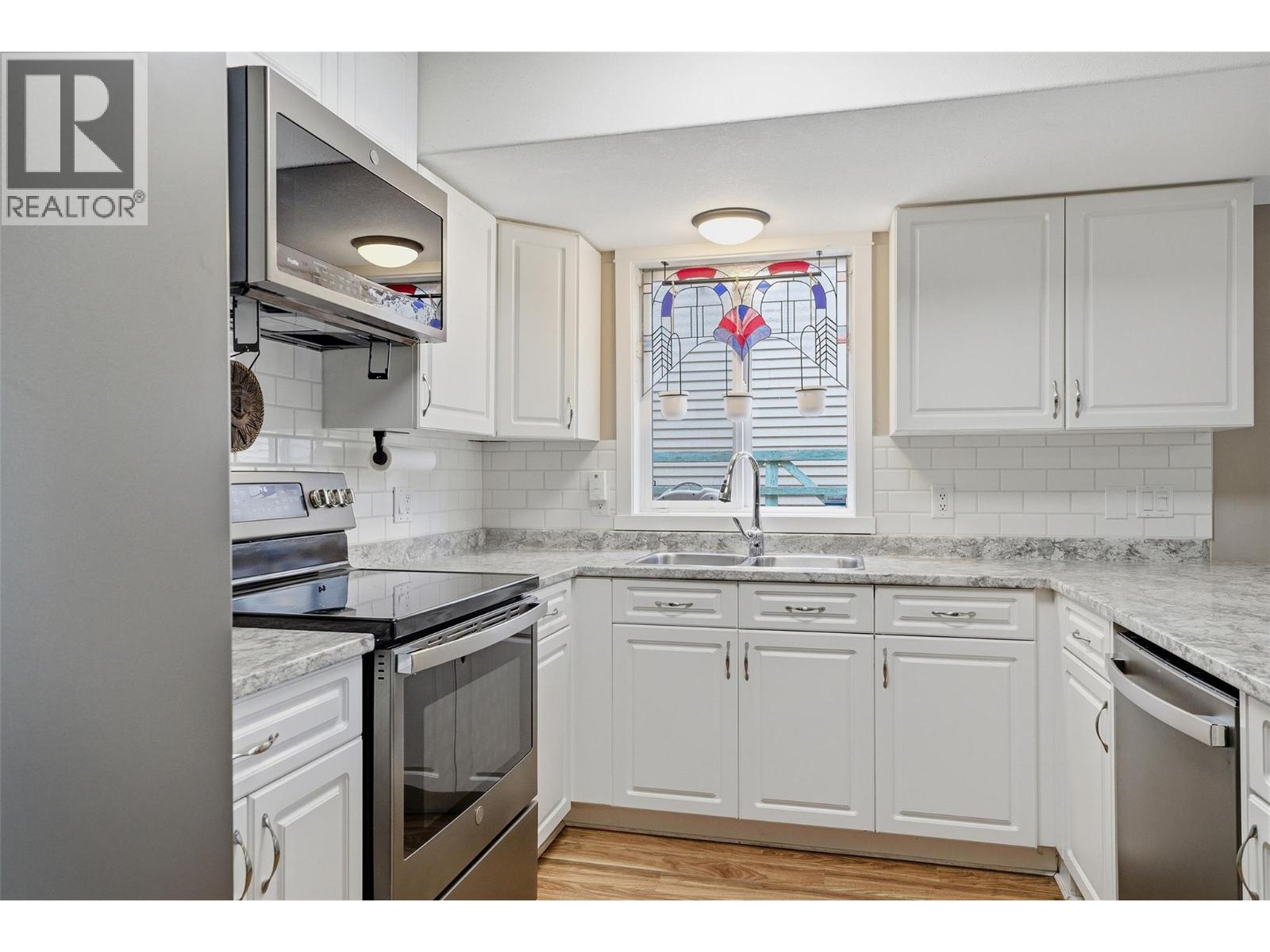 1836 Greenfield Avenue Unit# 43, Kamloops, British Columbia  V2B 8T2 - Photo 14 - 10388081
