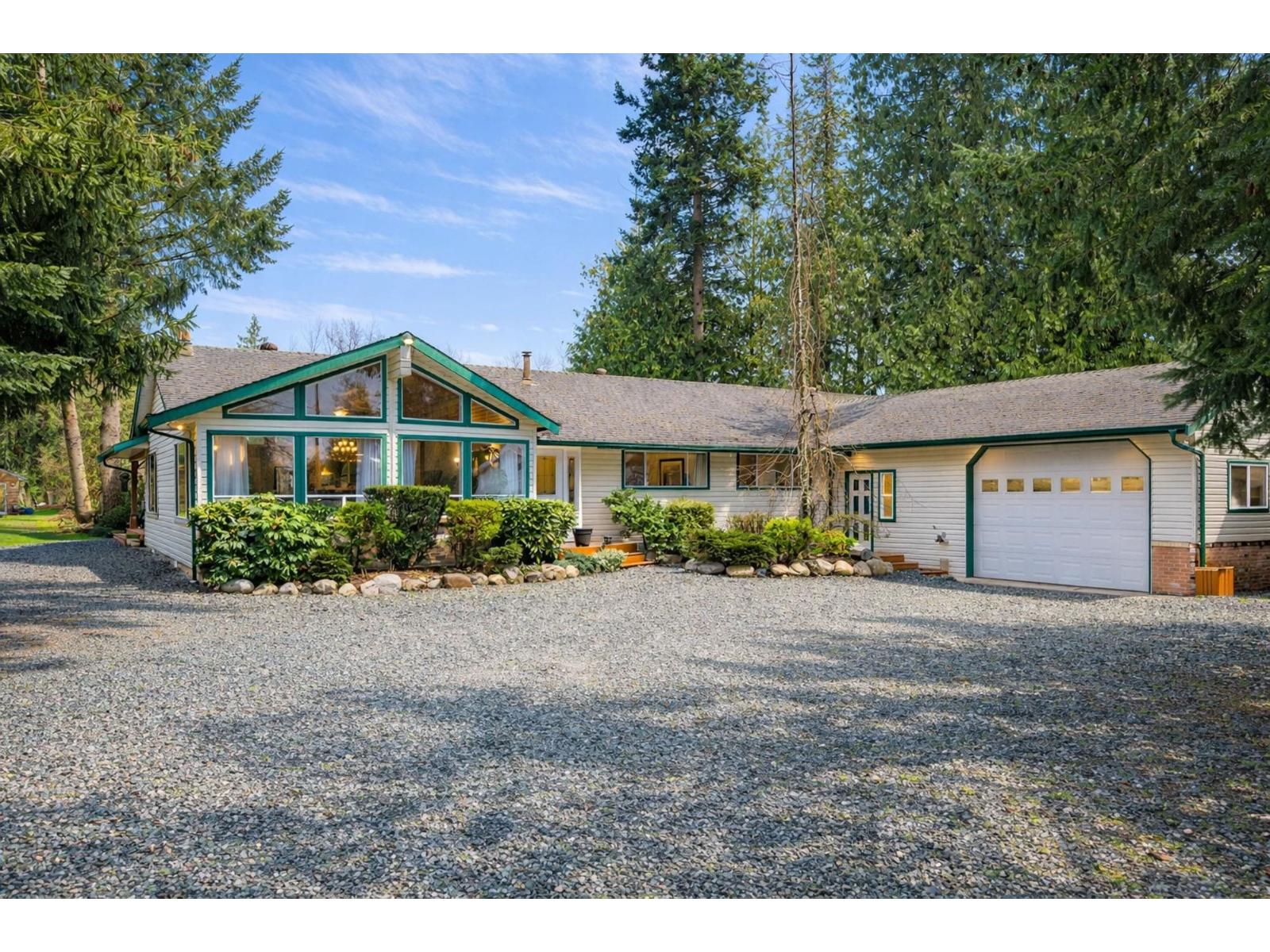 22558 Old Yale Road, Langley, British Columbia  V2Z 2V4 - Photo 2 - R3126426