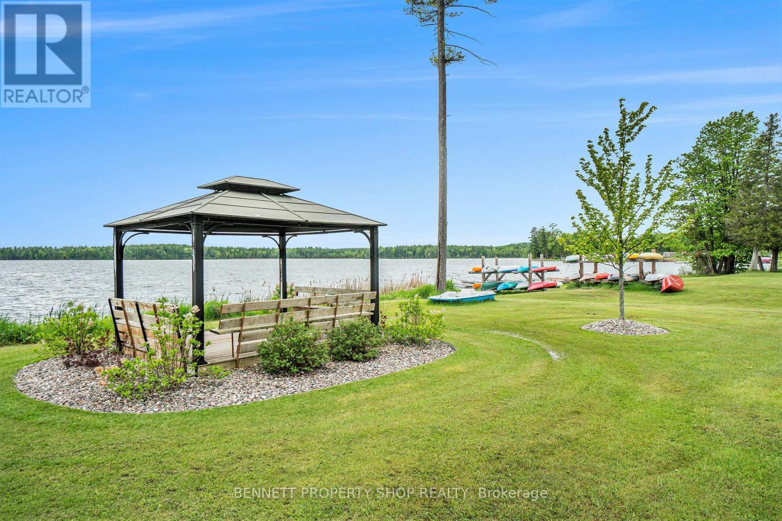 36 Woodside Lane, Mcnab/braeside, Ontario  K0A 3L0 - Photo 16 - X12891548