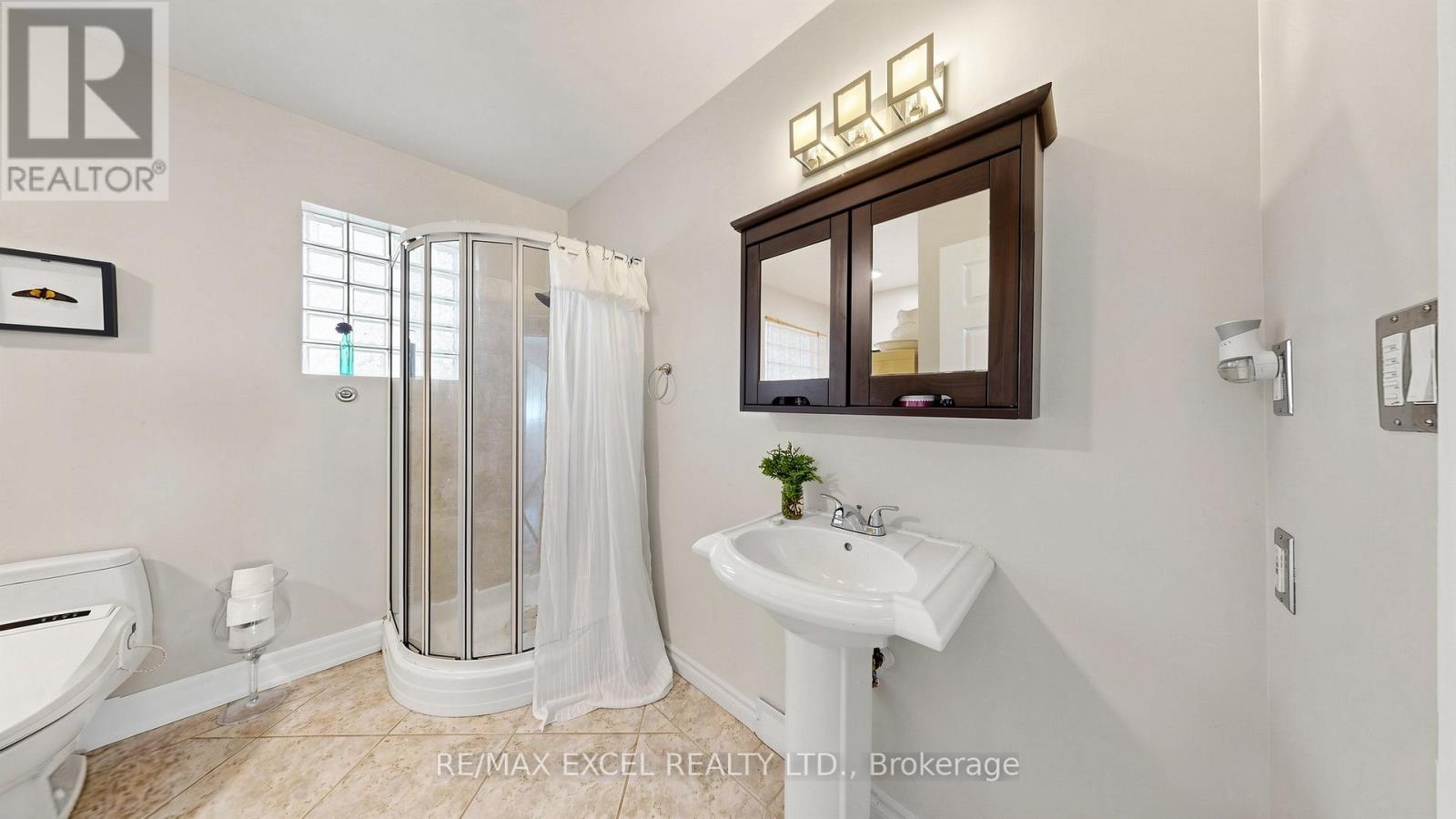 254 Patricia Avenue, Toronto, Ontario  M2M 1J8 - Photo 19 - C13158084
