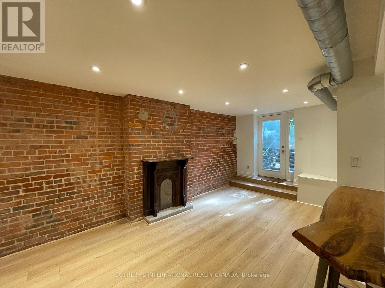 81 Brunswick Avenue, Toronto, Ontario  M5S 2L8 - Photo 9 - C13158120