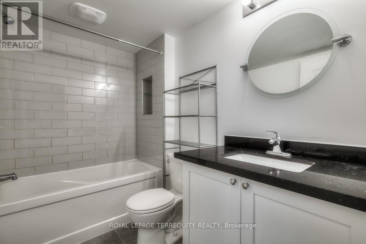 Bsmt - 665 Crawford Street, Toronto, Ontario  M6G 3K1 - Photo 21 - C13158184