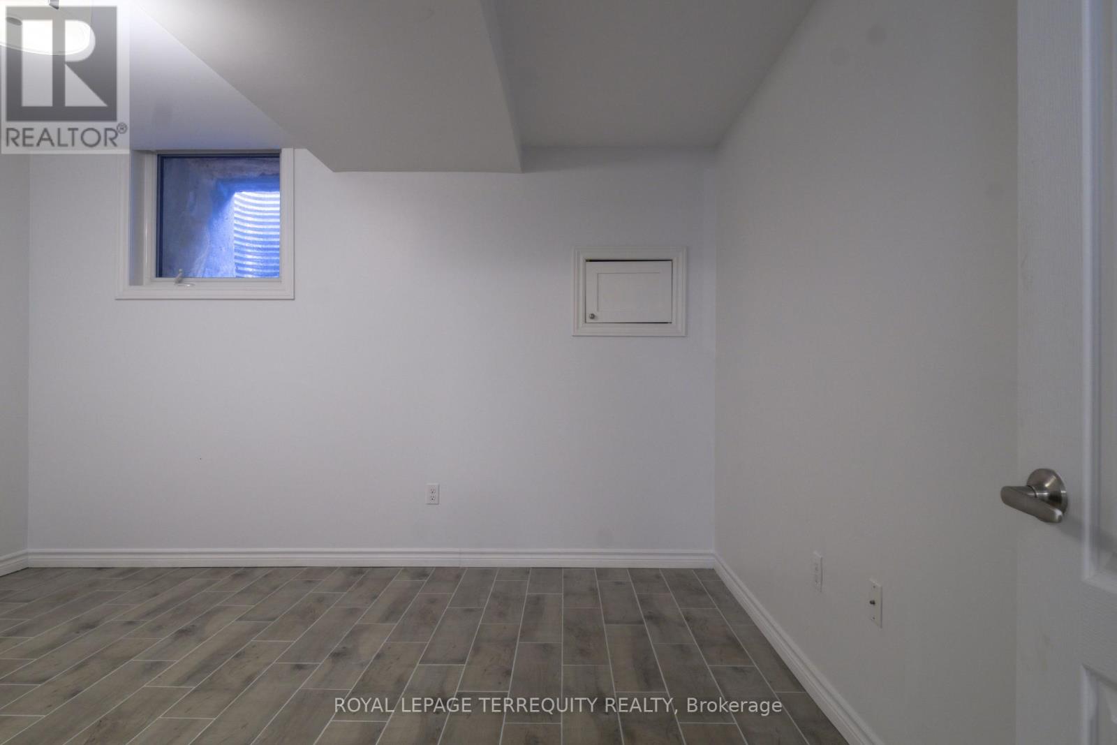 Bsmt - 665 Crawford Street, Toronto, Ontario  M6G 3K1 - Photo 9 - C13158184