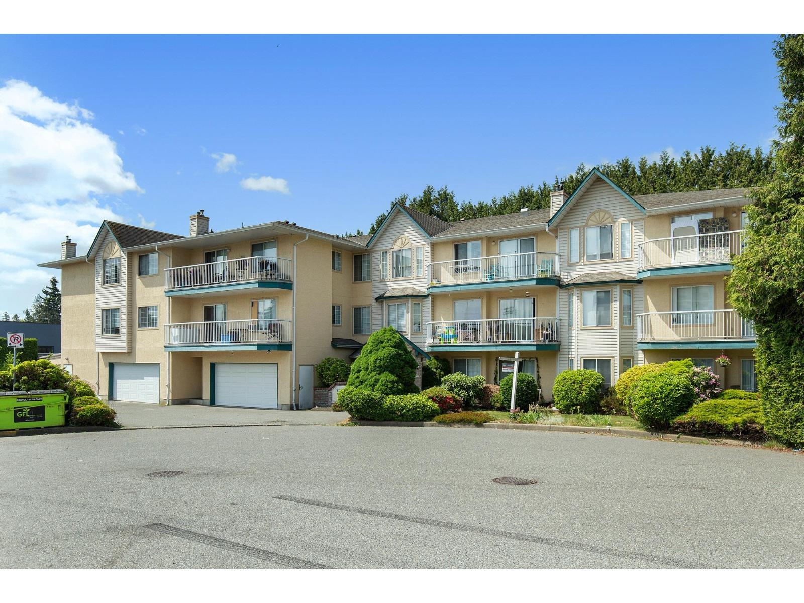 302 2567 Victoria Street, Abbotsford, British Columbia V2T 2T4 - Photo 3 - R3124989