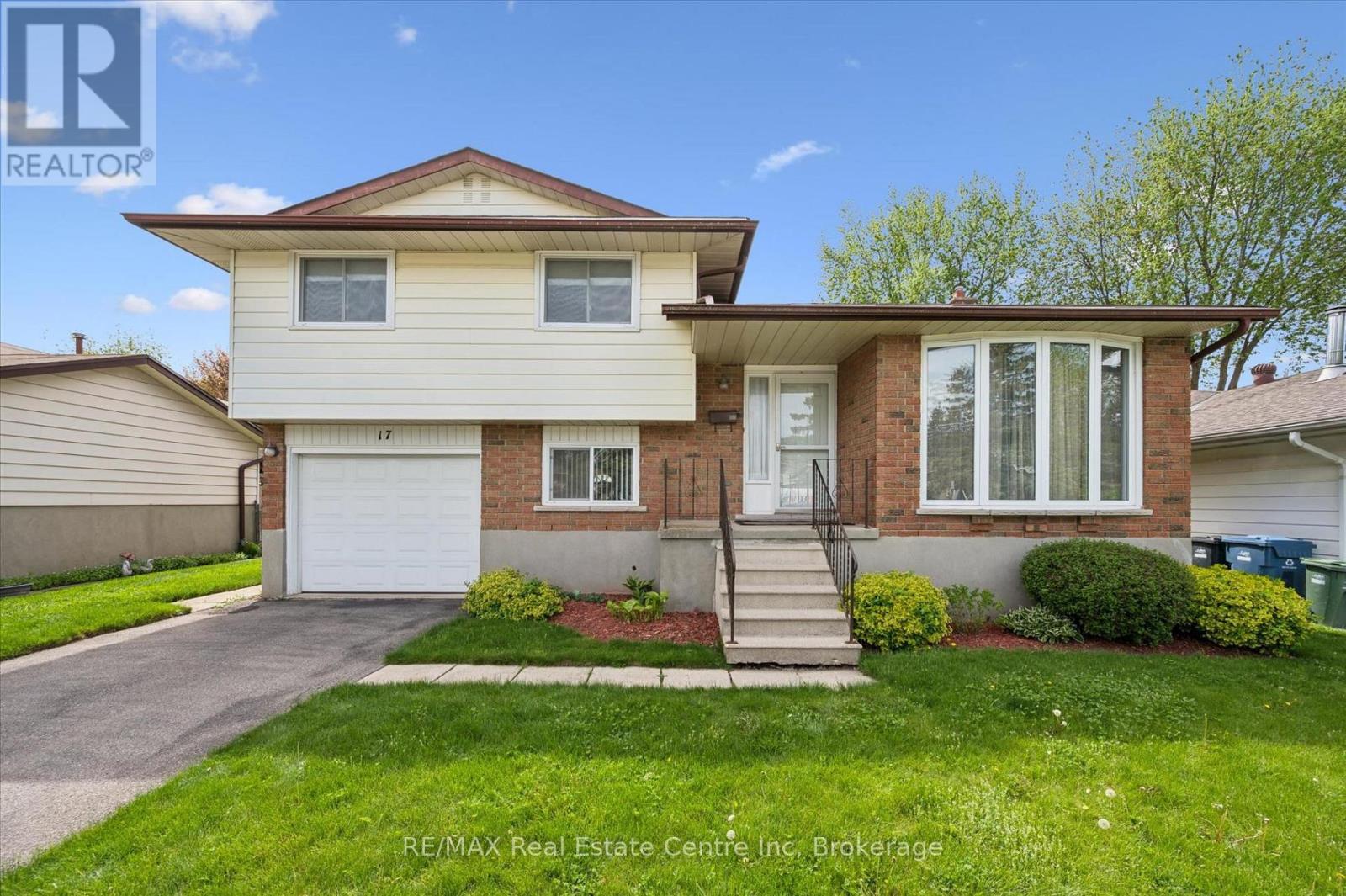 17 GLENDA COURT, Guelph, Ontario