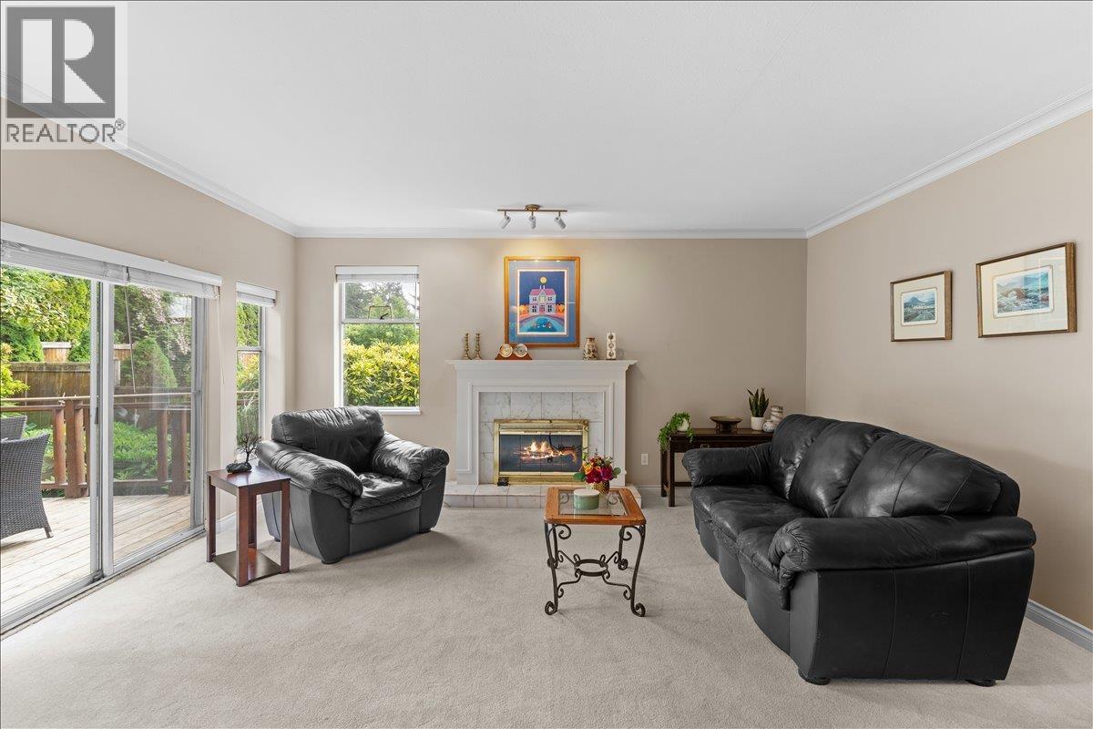 2471 Mowat Place, North Vancouver, British Columbia V7H 2X2 - Photo 10 - R3126454