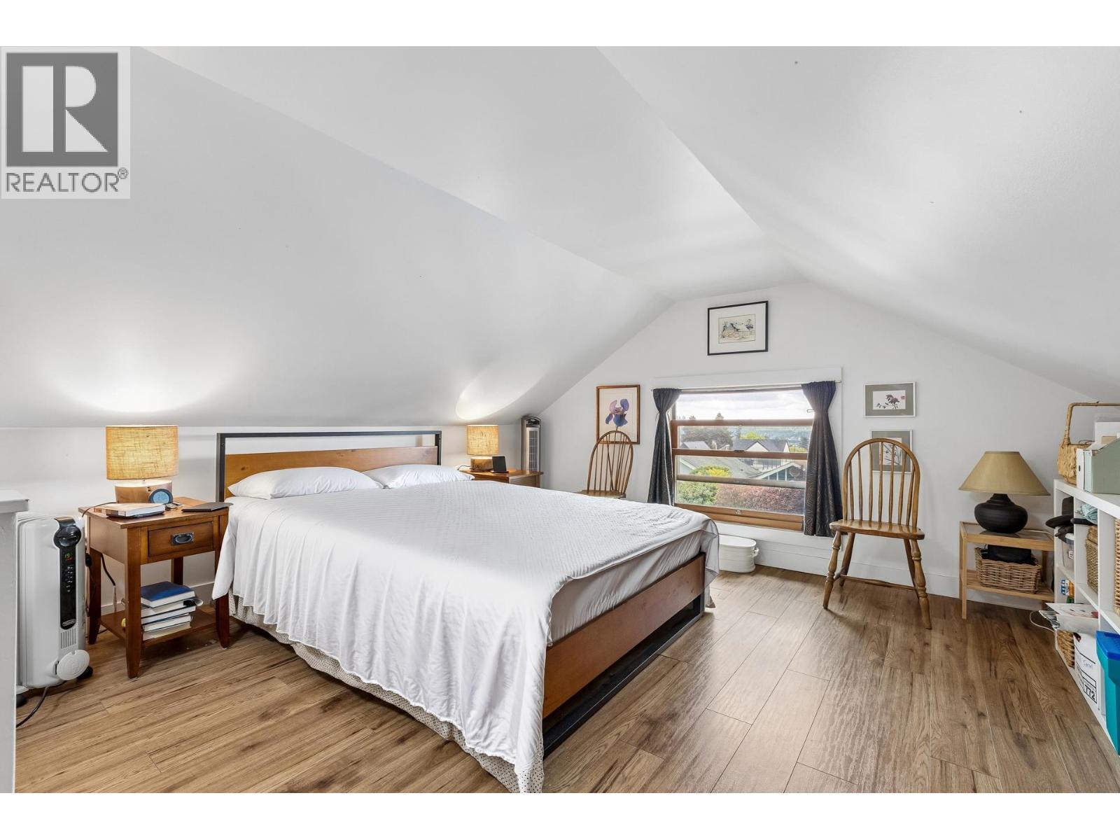 534 E 7th Street, North Vancouver, British Columbia  V7L 1S3 - Photo 16 - R3126458