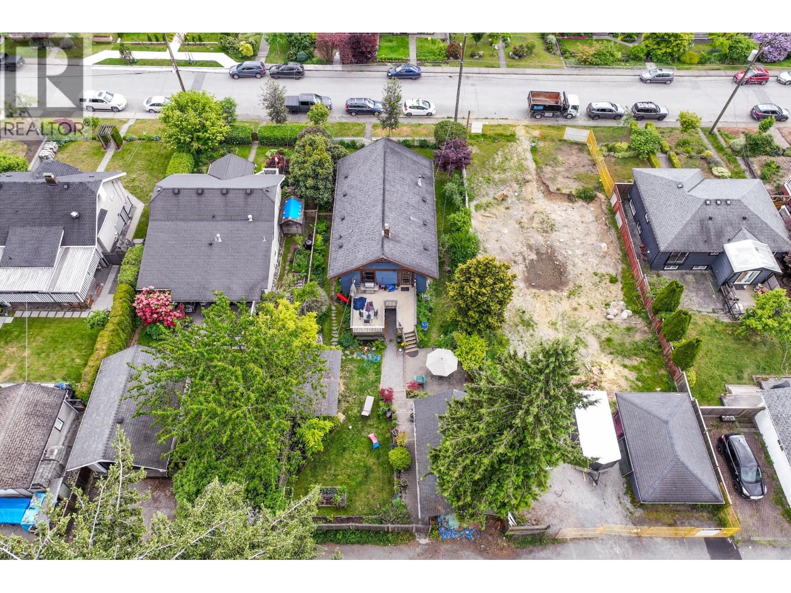 534 E 7th Street, North Vancouver, British Columbia  V7L 1S3 - Photo 36 - R3126458