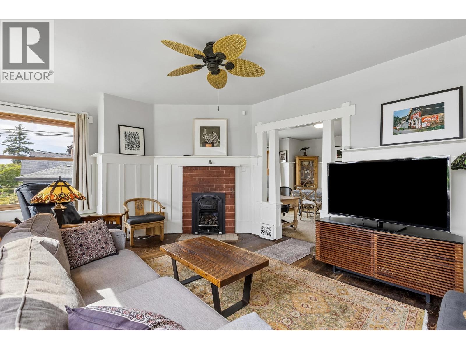 534 E 7th Street, North Vancouver, British Columbia  V7L 1S3 - Photo 6 - R3126458