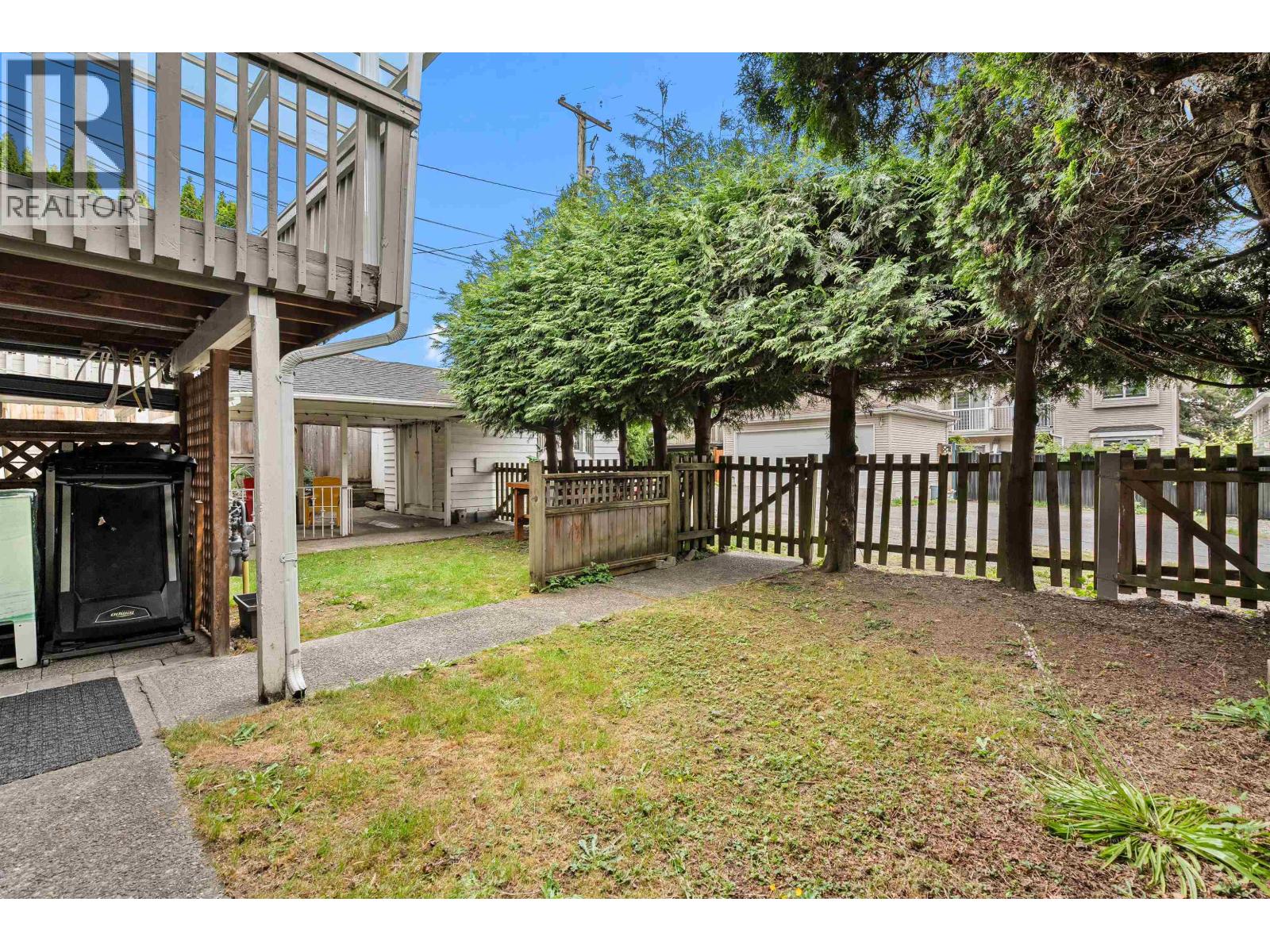 443-445 W Keith Road, North Vancouver, British Columbia  V7M 1M2 - Photo 24 - R3126468