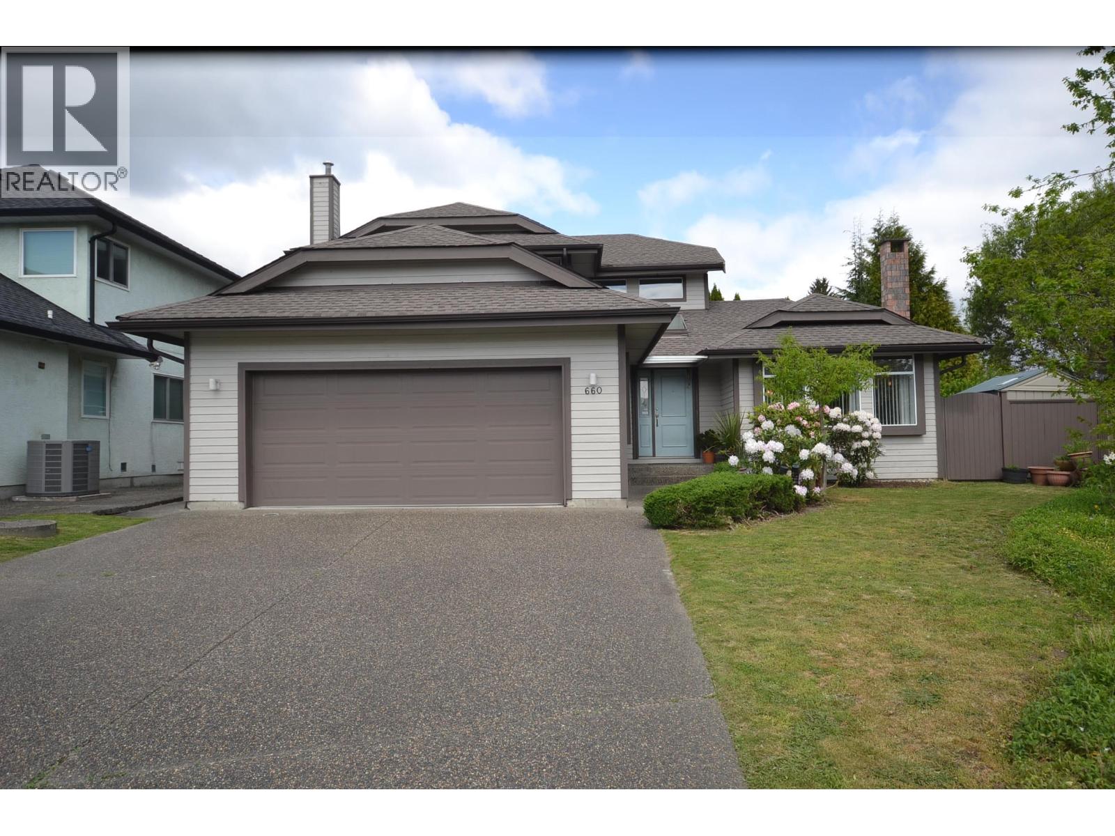 660 Walnut Place, Coquitlam, British Columbia  V3J 7T5 - Photo 4 - R3126473