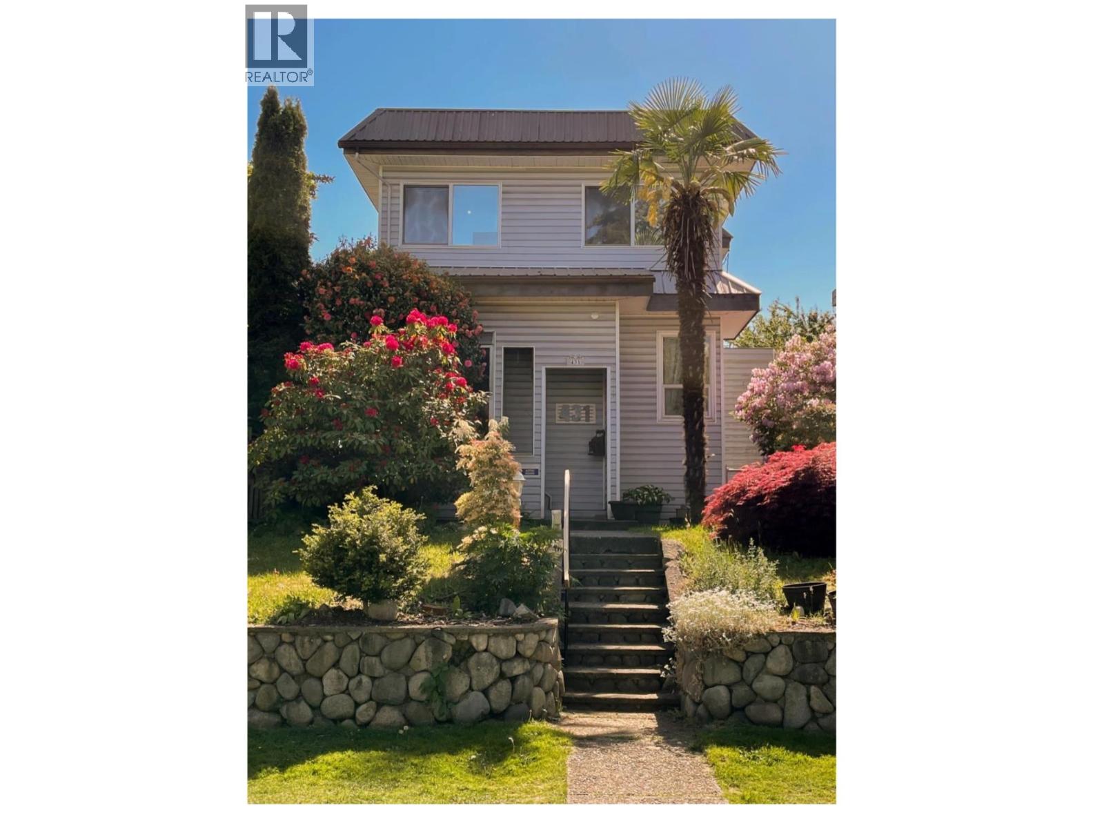 431 E 2ND STREET, North Vancouver, British Columbia