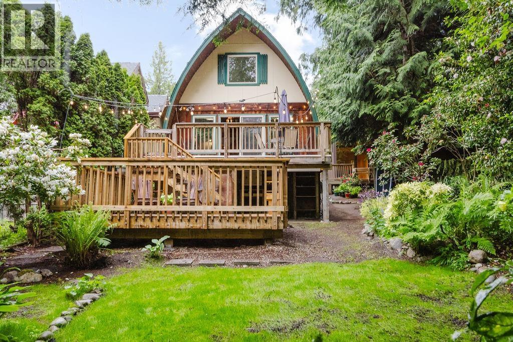 2829 Lower Road, Roberts Creek, British Columbia  V0N 2W4 - Photo 1 - R3124610