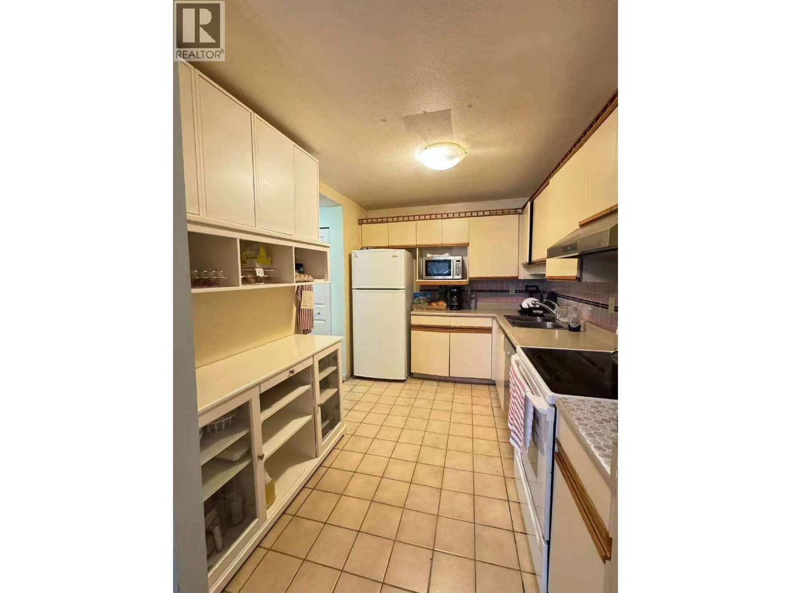 204 5790 Patterson Avenue, Burnaby, British Columbia  V5H 4H6 - Photo 5 - R3126459
