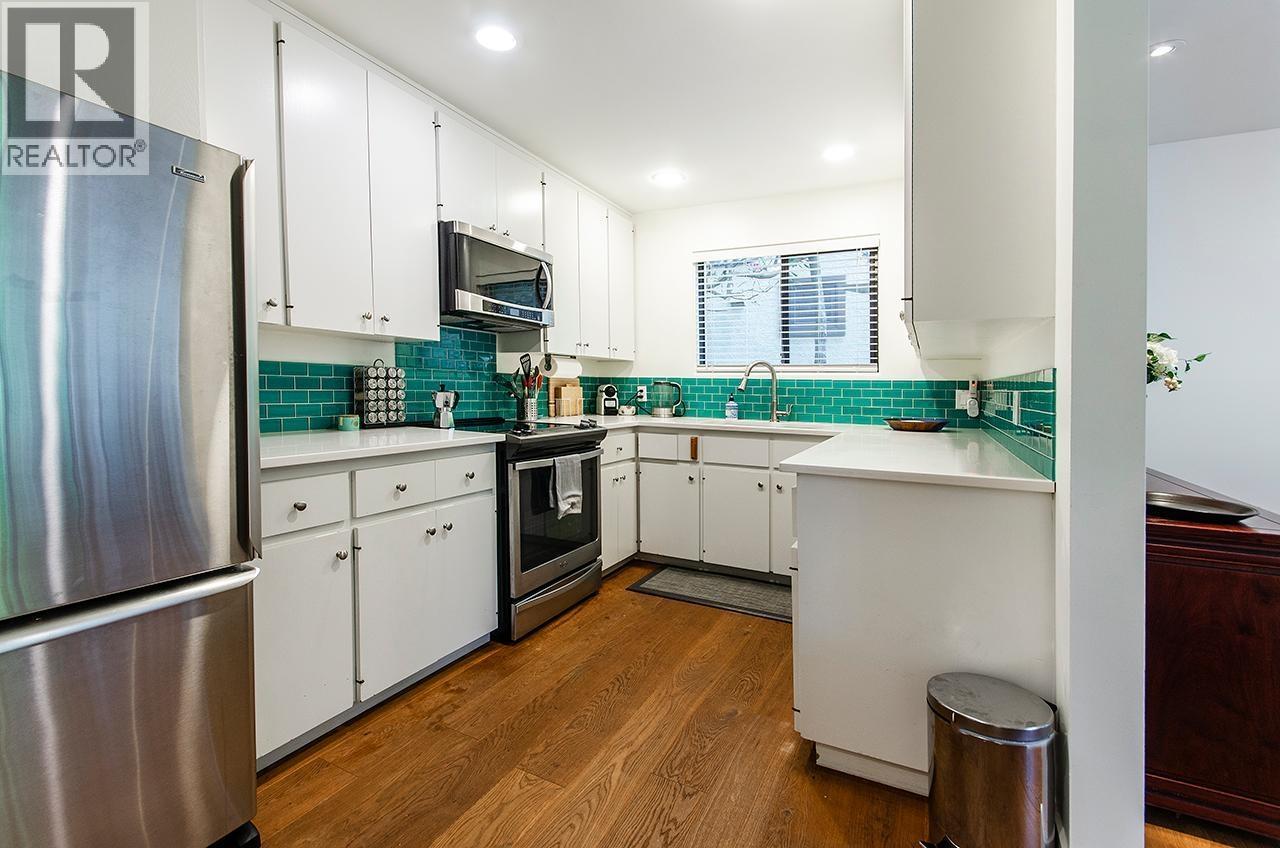 Th 2324 W 6th Avenue, Vancouver, British Columbia  V6K 1V9 - Photo 10 - R3126472