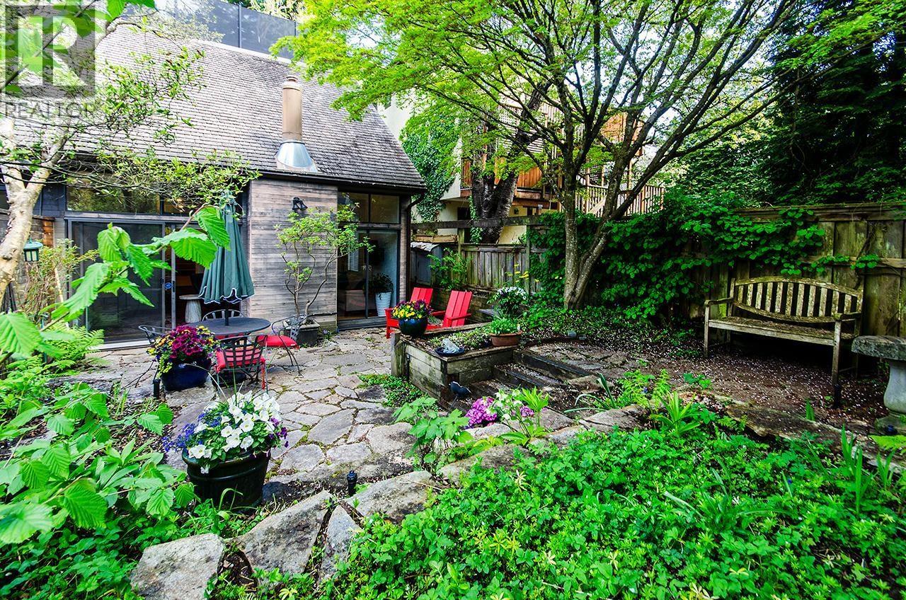 Th 2324 W 6th Avenue, Vancouver, British Columbia  V6K 1V9 - Photo 16 - R3126472
