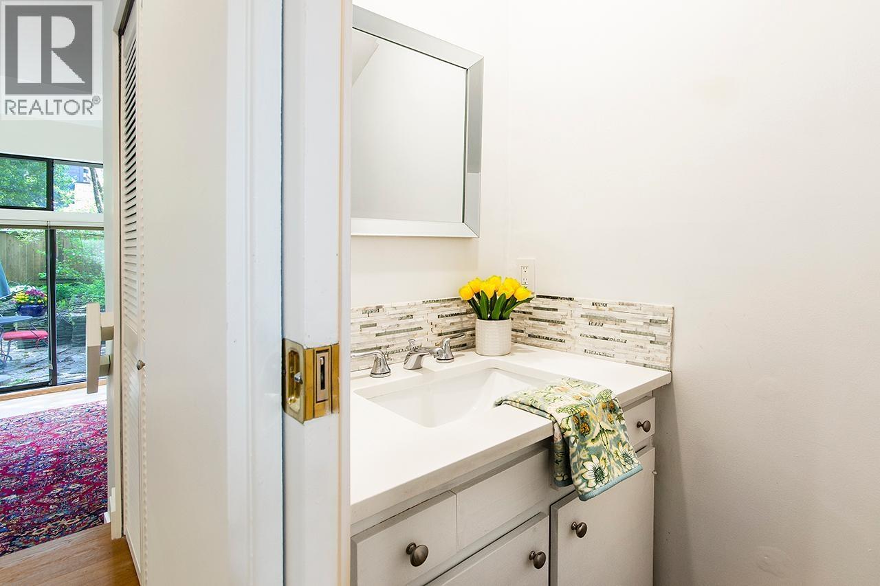 Th 2324 W 6th Avenue, Vancouver, British Columbia  V6K 1V9 - Photo 9 - R3126472