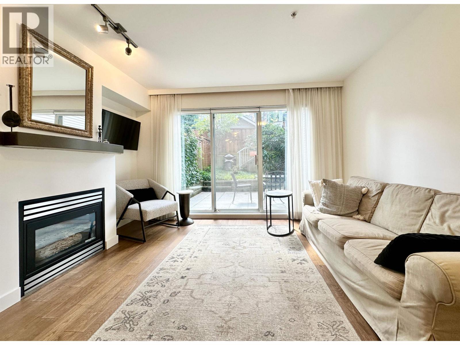 3160 W 4th Avenue, Vancouver, British Columbia  V6K 1R7 - Photo 2 - R3126484