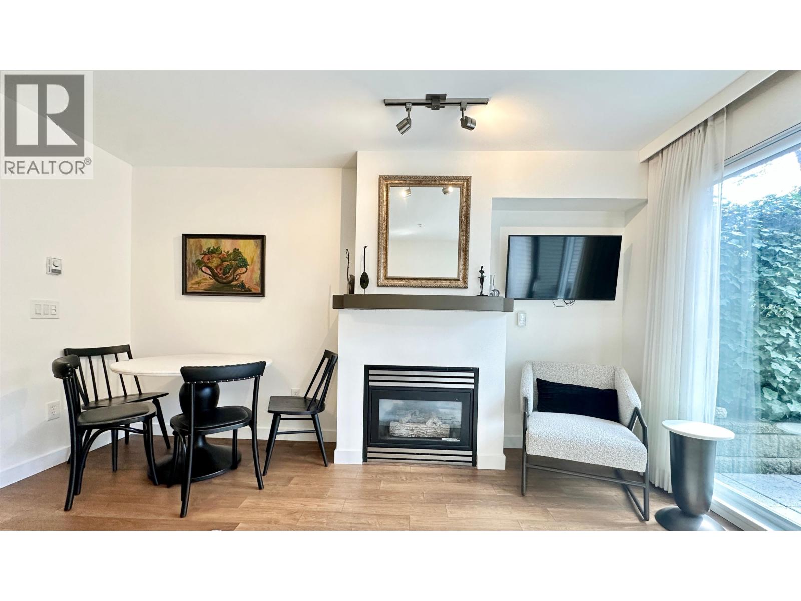 3160 W 4th Avenue, Vancouver, British Columbia  V6K 1R7 - Photo 3 - R3126484