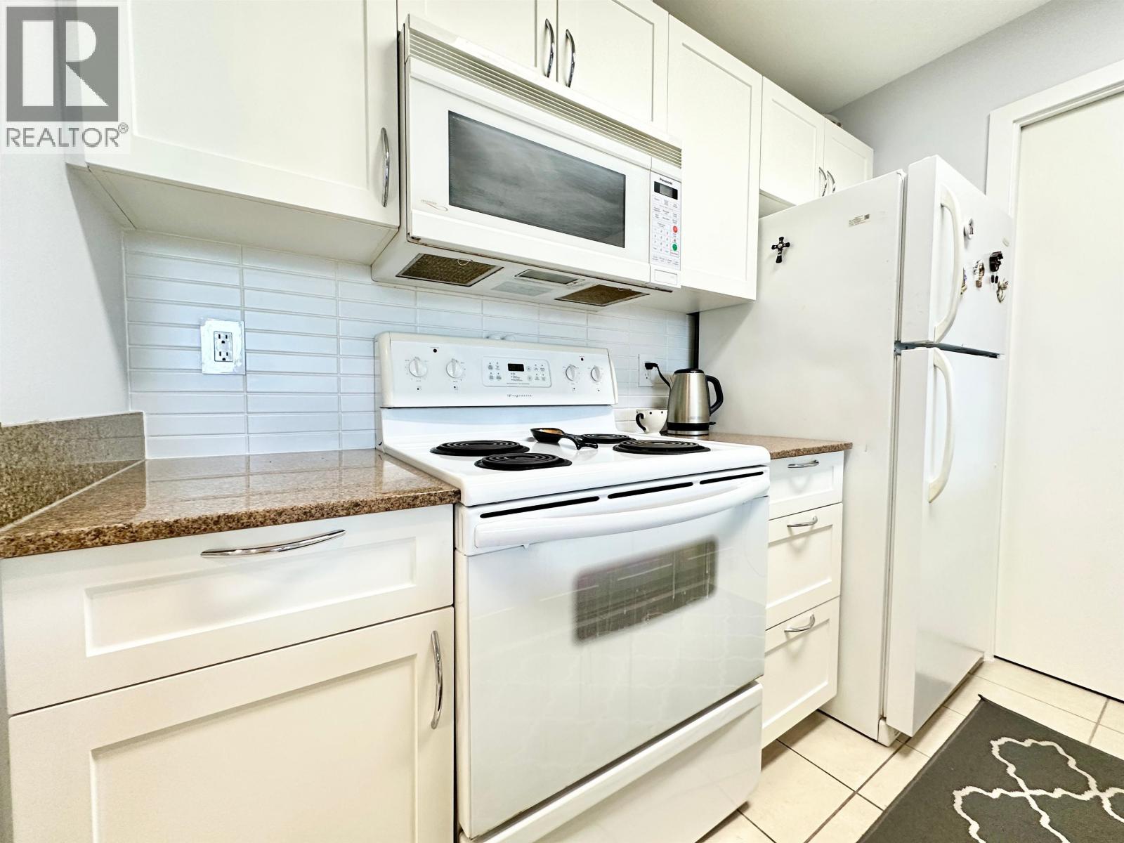 608 933 Hornby Street, Vancouver, British Columbia  V6Z 3G5 - Photo 11 - R3126492