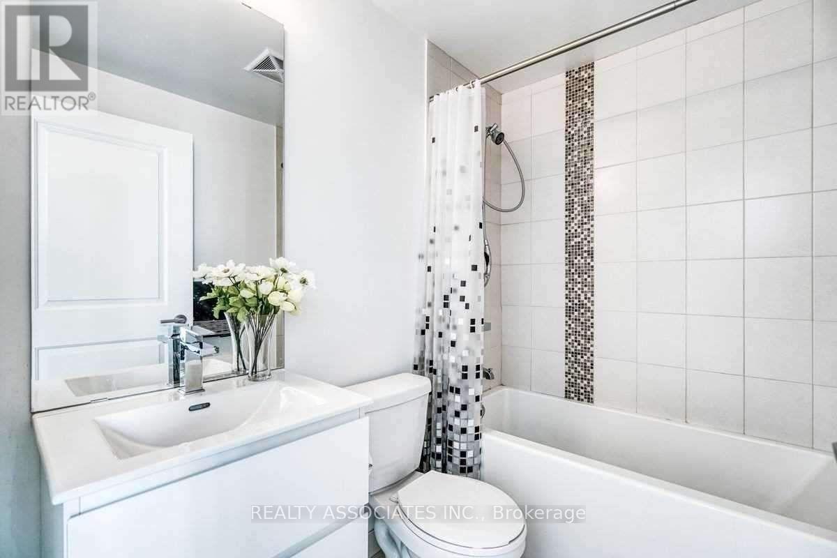 Th19 - 215 Bonis Avenue, Toronto, Ontario  M1T 3W6 - Photo 10 - E13158062