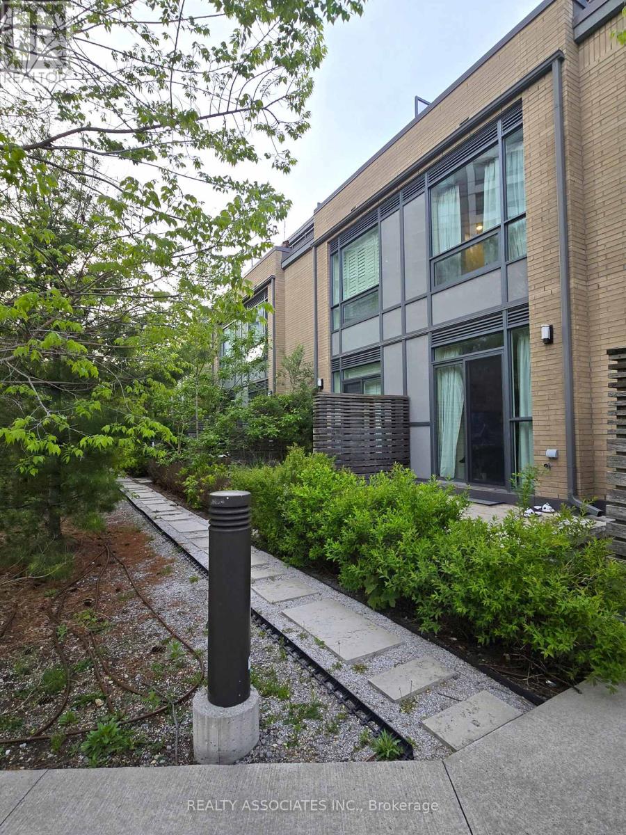 Th19 - 215 Bonis Avenue, Toronto, Ontario  M1T 3W6 - Photo 17 - E13158062