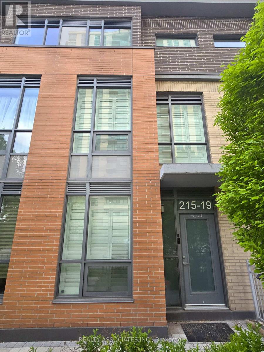 Th19 - 215 Bonis Avenue, Toronto, Ontario  M1T 3W6 - Photo 2 - E13158062
