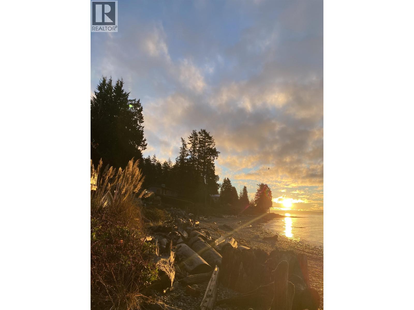 2829 Lower Road, Roberts Creek, British Columbia  V0N 2W4 - Photo 38 - R3124610