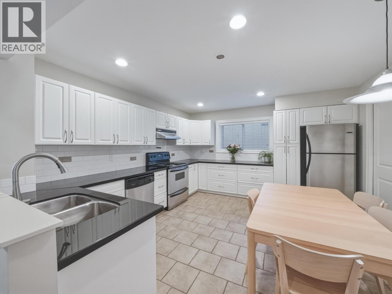 648 Alderside Road, Port Moody, British Columbia  V3H 3A5 - Photo 34 - R3126187