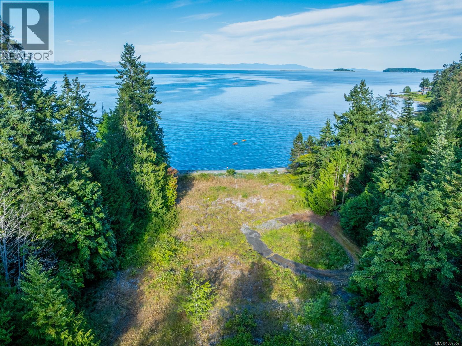 4218 Island Hwy S, Courtenay, British Columbia  V9N 9R8 - Photo 1 - 1037657