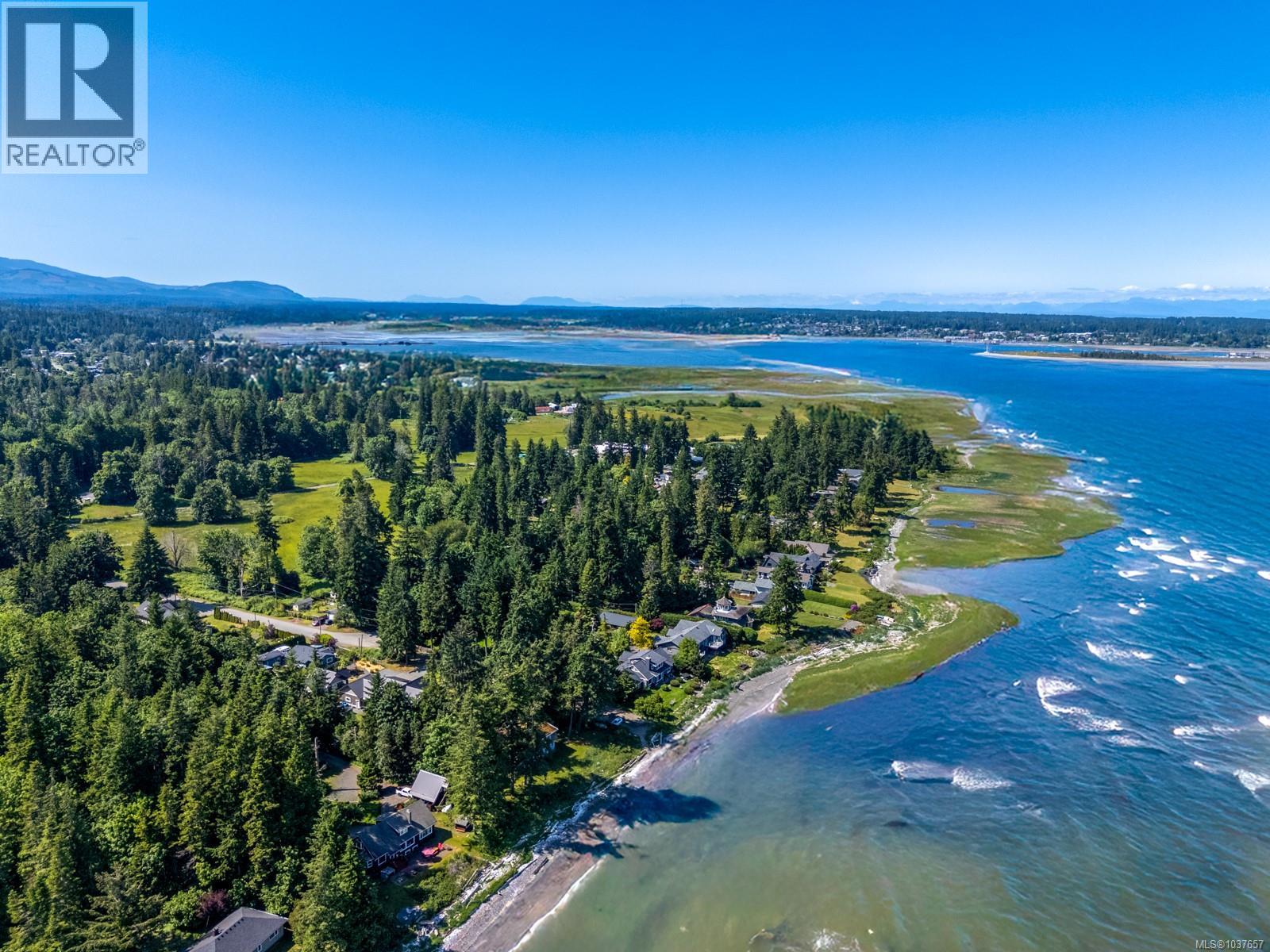 4218 Island Hwy S, Courtenay, British Columbia  V9N 9R8 - Photo 2 - 1037657