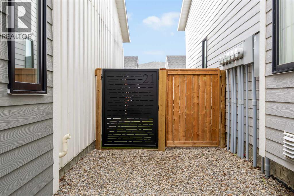 21 D'arcy Boulevard, Okotoks, Alberta  T1S 5S6 - Photo 38 - A2310086