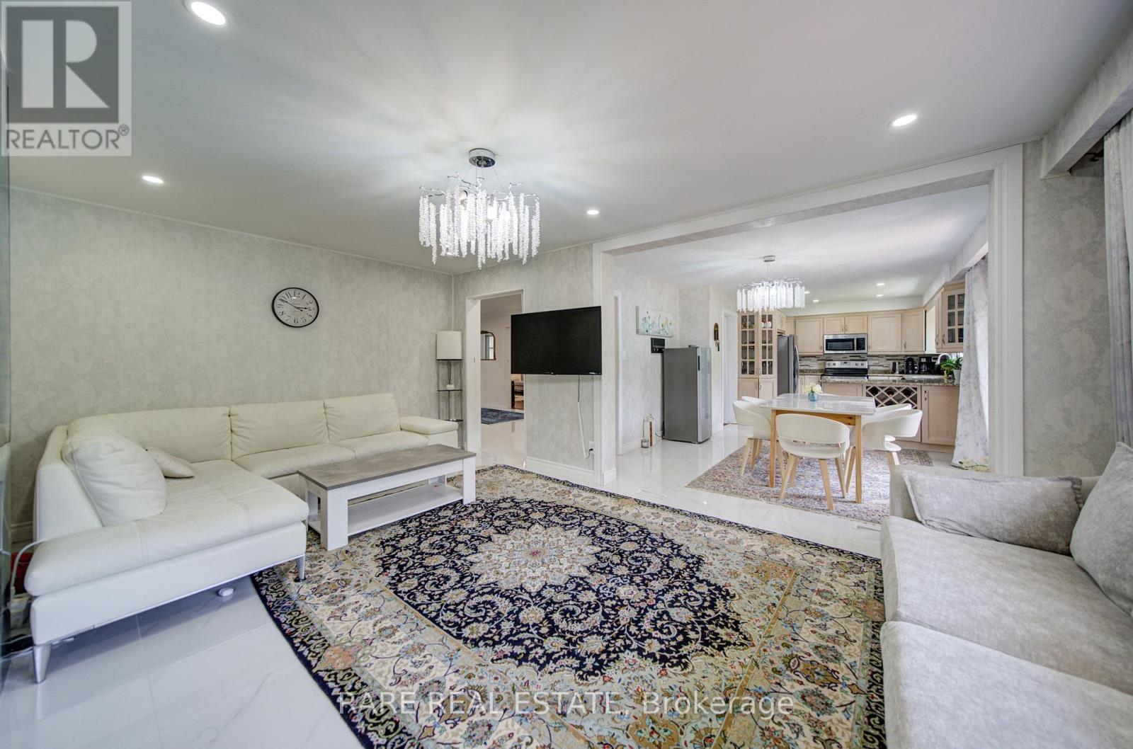71 Willowbrook Road, Markham, Ontario L3T 5K7 - Photo 8 - N13158146