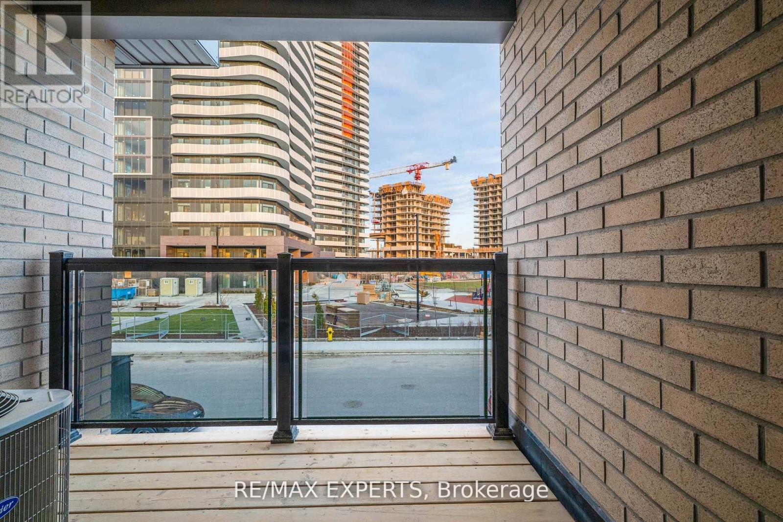 34 Dandara Gate, Vaughan, Ontario  L4L 0B6 - Photo 20 - N13158168