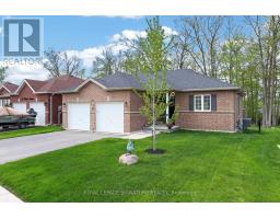 22 HUNTER AVENUE, Tay, Ontario