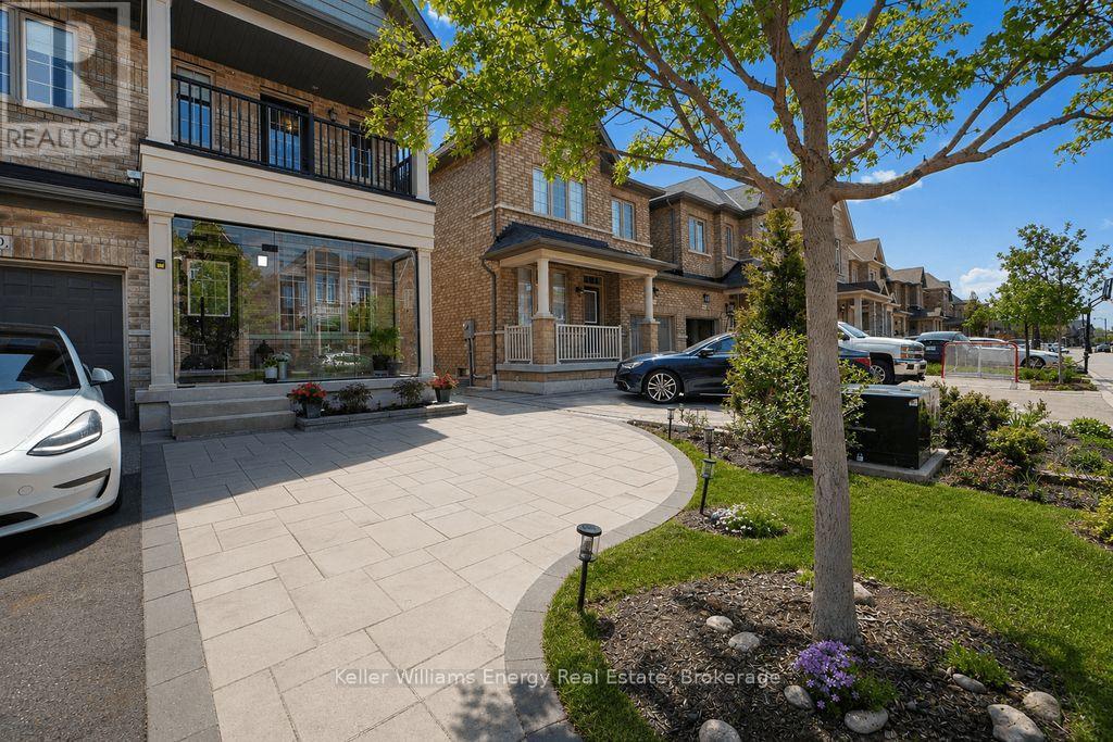 270 Kincardine St Street, Vaughan, Ontario  L4H 4H8 - Photo 3 - N13157998