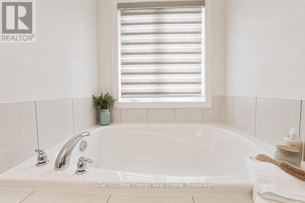 270 Kincardine St Street, Vaughan, Ontario  L4H 4H8 - Photo 39 - N13157998