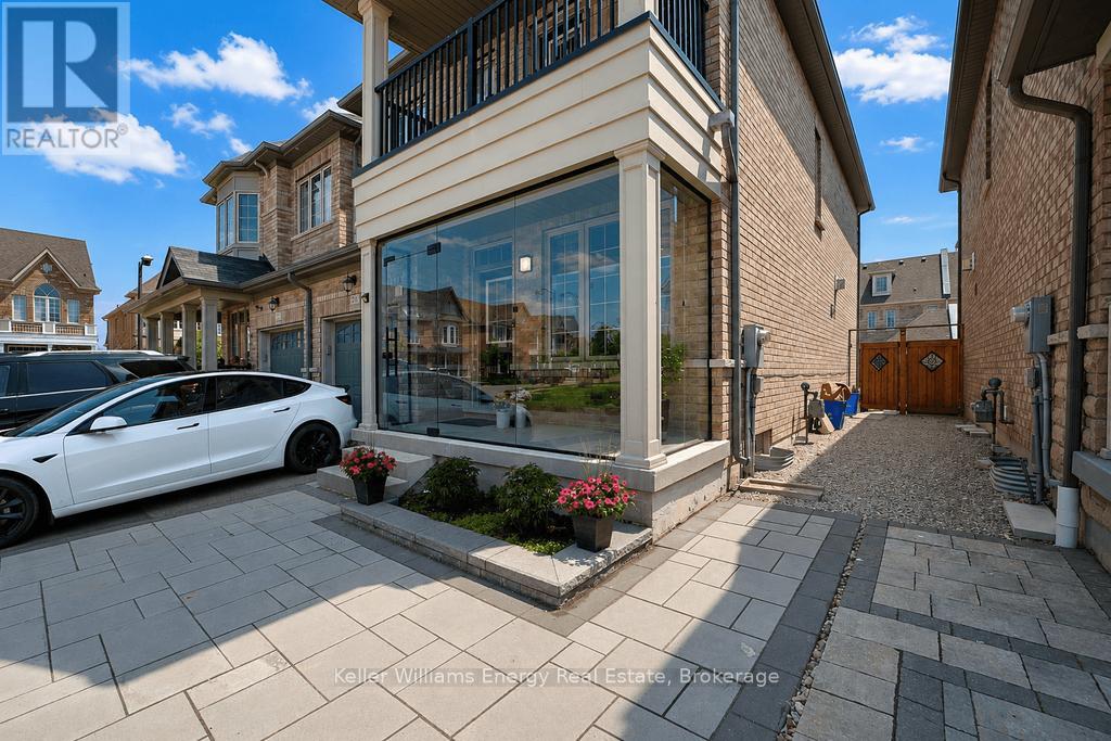 270 Kincardine St Street, Vaughan, Ontario  L4H 4H8 - Photo 4 - N13157998