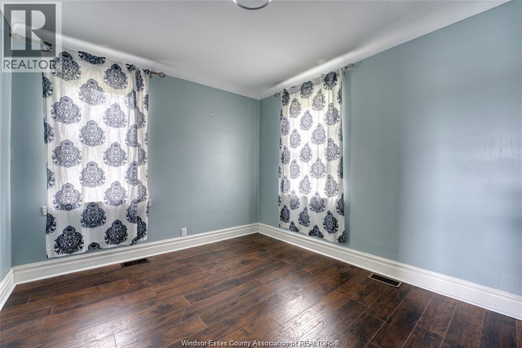 4906 Howard Avenue, Tecumseh, Ontario N9H 1C9 - Photo 20 - 26011789