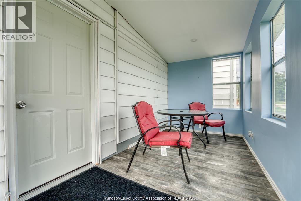 4906 Howard Avenue, Tecumseh, Ontario N9H 1C9 - Photo 29 - 26011789