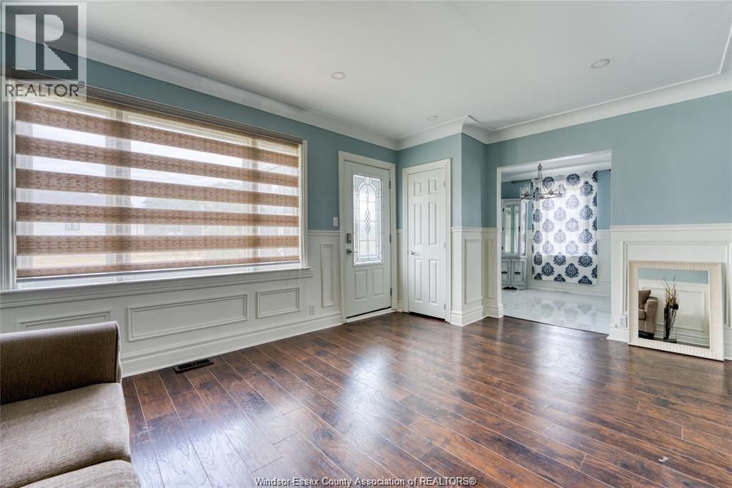4906 Howard Avenue, Tecumseh, Ontario N9H 1C9 - Photo 8 - 26011789