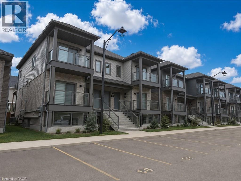 205 West Oak Trail Unit# 32, Kitchener, Ontario  N2R 0R9 - Photo 1 - 40832269