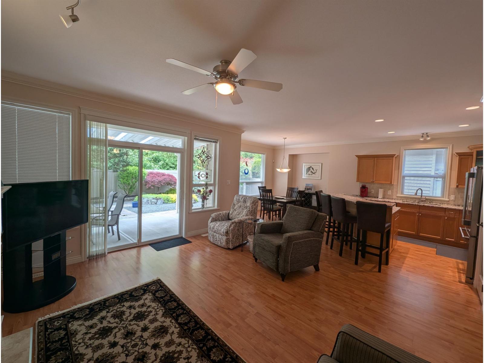 46570 Hearthstone Street, Sardis South, Chilliwack, British Columbia  V2R 0E2 - Photo 4 - R3126440