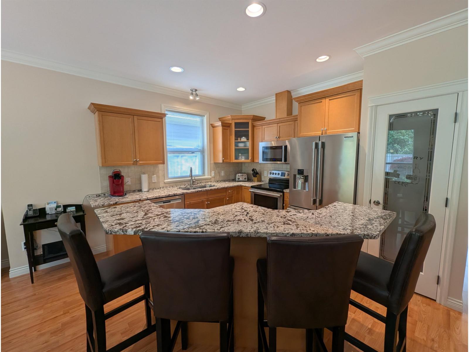 46570 Hearthstone Street, Sardis South, Chilliwack, British Columbia  V2R 0E2 - Photo 3 - R3126440